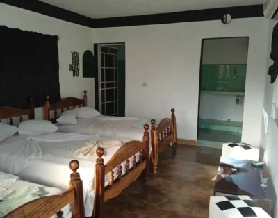 Dos Gardenias Room 1