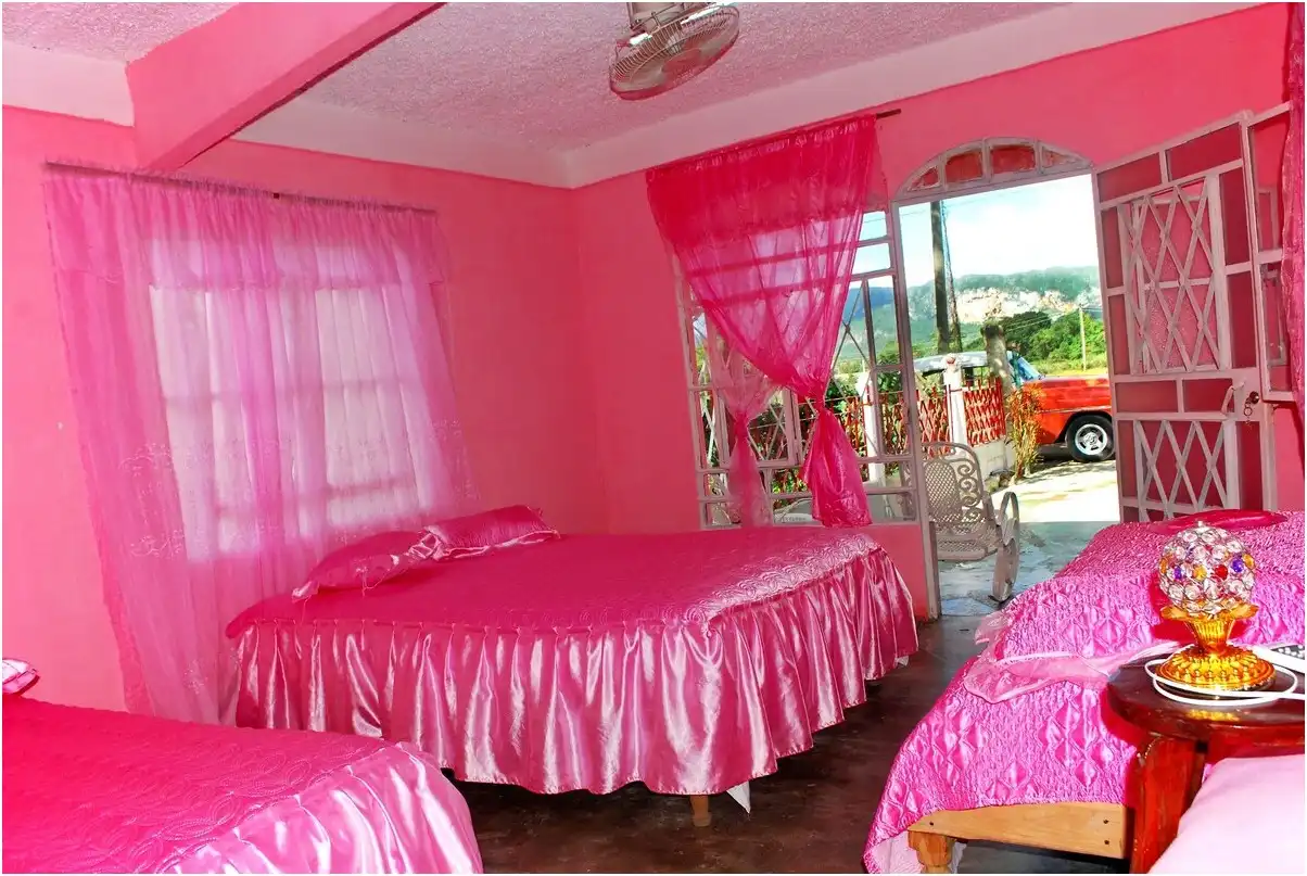 Viñales, 22400, Pinar del Rio, Cuba. Podremos hacer diferentes actividades con la familia como montar en bicicleta de montaña.. Reservas online, Villa Coco Solo, Room 1.