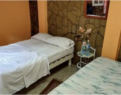 HOSTAL CUDINA.mamita y titi, (Room 1)