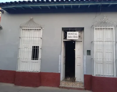Hostal Azalea y Alfredo, (Room. 1)