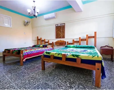 Hostal Fidelia y Carlos, Room 2