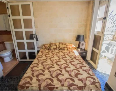 Don Malecón, Habitación 2